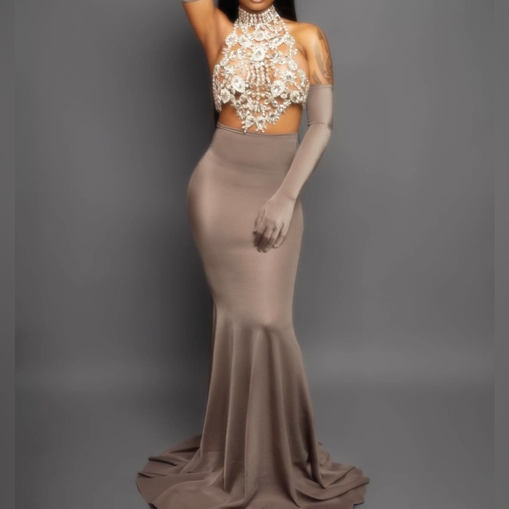 Classy and Elegant Two Piece